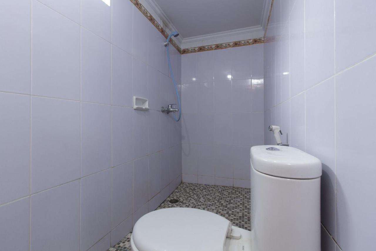 Hotel Reddoorz At Jalan Babepalar Rike Manado
